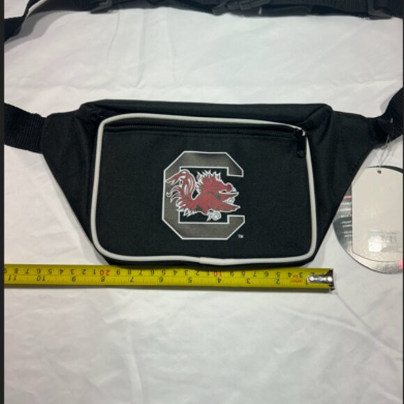 Brand New Team Sport South Carolina Gamecocks Sling Bag - Picture 2 of 7